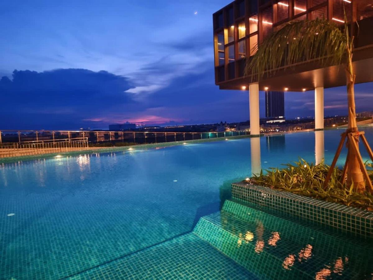 Bali Residences Town *